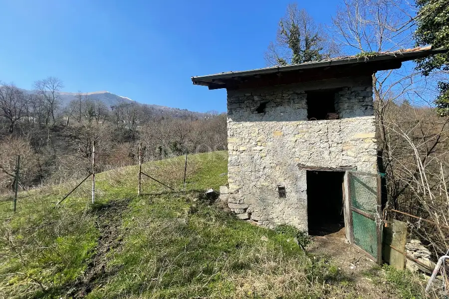 Rustico in vendita di 90 mq a €37.000 (rif. 5/2025)