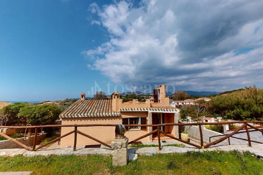 Villa in vendita di 260 mq trattativa riservata (rif. 10/2026)