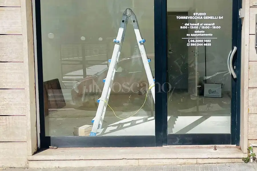 Negozio in affitto di 30 mq a €850 (rif. 50/2025)