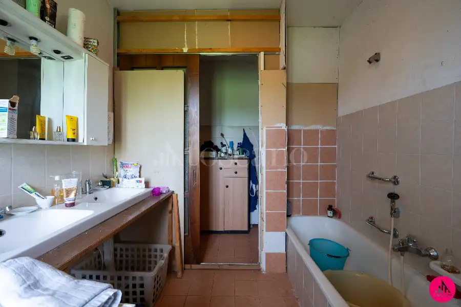 Casale in vendita di 375 mq a €180.000 (rif. 21/2026)
