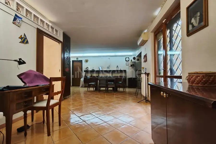 Villa Plurifamiliare in vendita di 210 mq a €585.000 (rif. 56/2026)