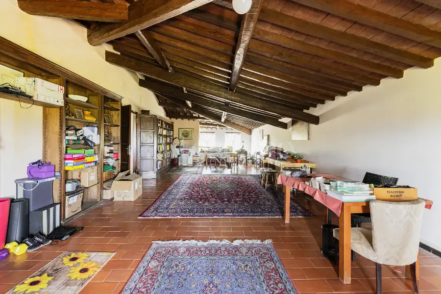 Casa in vendita di 430 mq a €1.250.000 (rif. 25/2025)