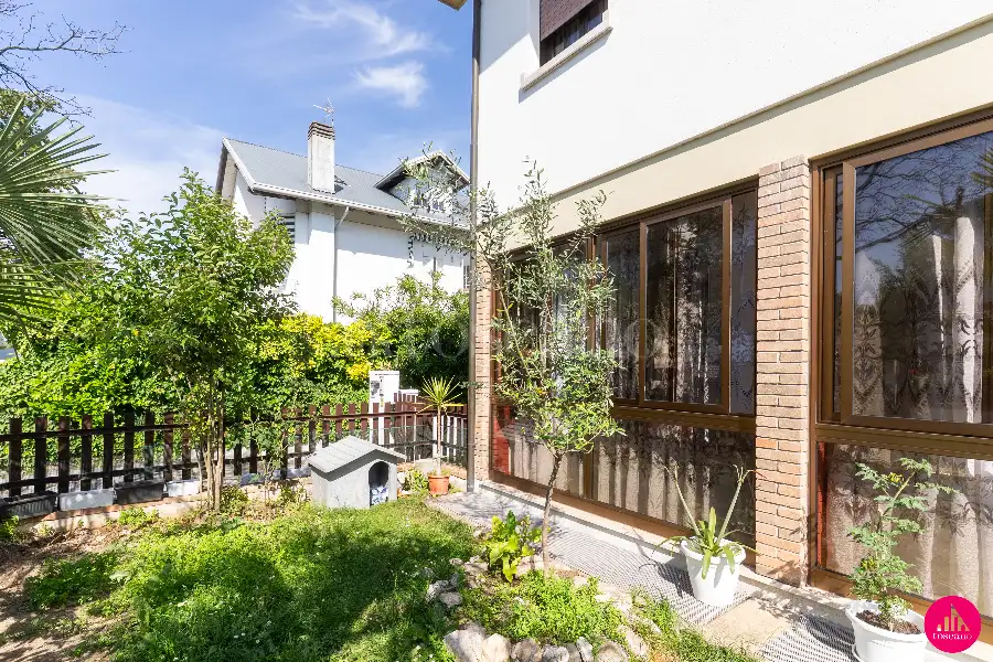 Villino a Schiera in vendita di 194 mq a €345.000 (rif. 99/2026)