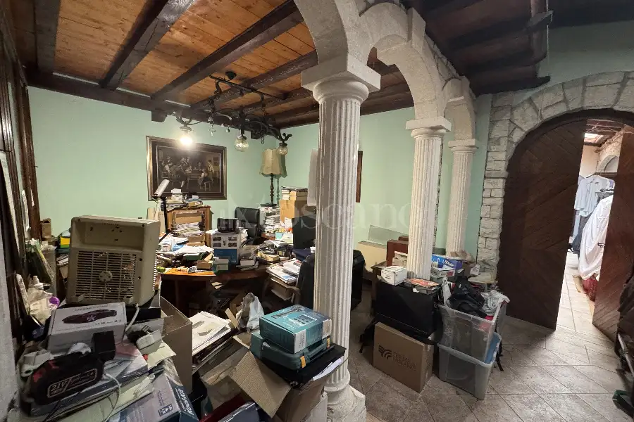 Villa in vendita di 250 mq a €1.350.000 (rif. 9/2026)