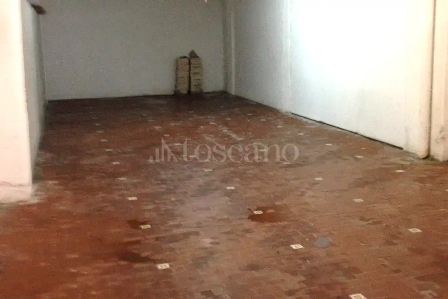 Garage in vendita di 65 mq a €65.000 (rif. 2/2025)