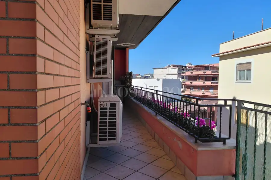Attico in vendita di 200 mq a €830.000 (rif. 96/2025)