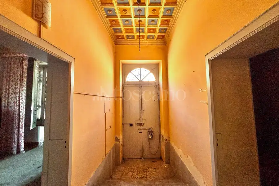 Casa Indipendente in vendita di 313 mq a €295.000 (rif. 134/2026)