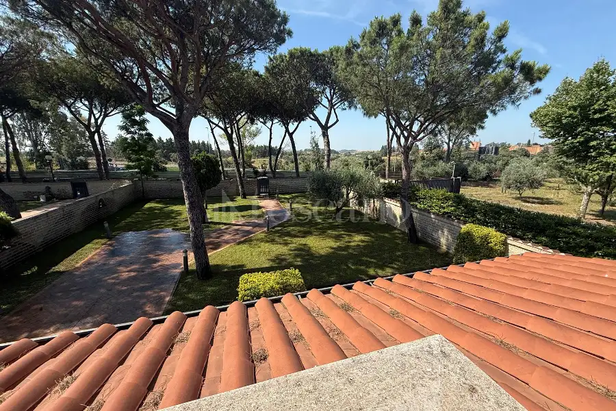 Villa Bifamiliare in affitto di 135 mq a €1.900 (rif. 9/2026)