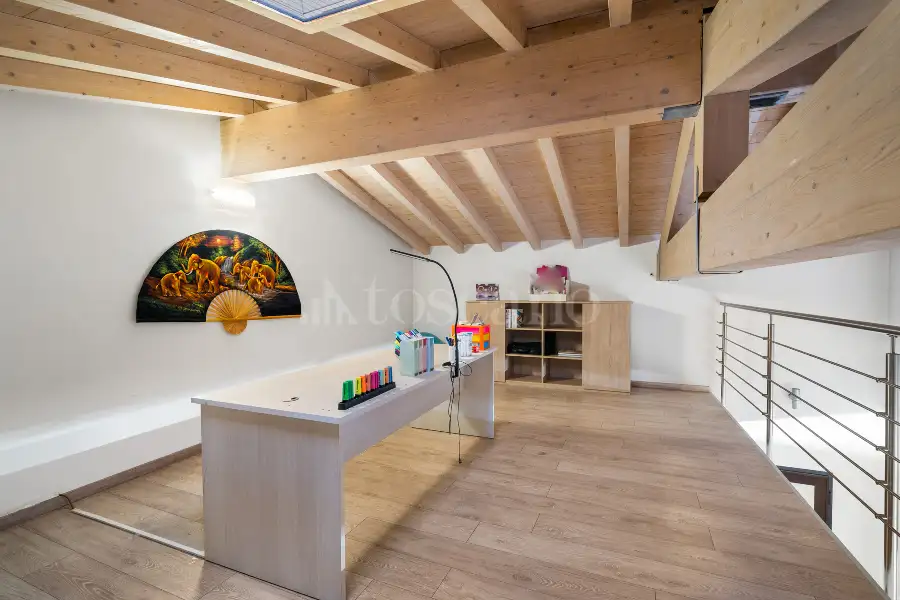 Villa in vendita di 350 mq a €980.000 (rif. 70/2025)