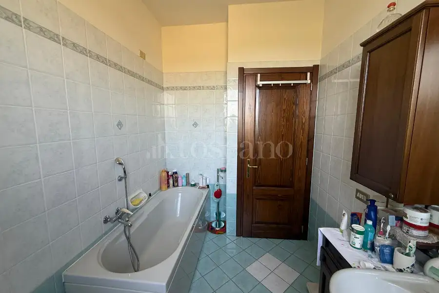 Casa Indipendente in vendita di 600 mq a €1.359.000 (rif. 49/2026)