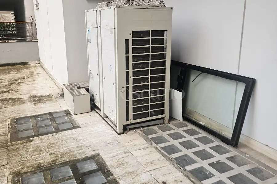 Negozio in vendita di 400 mq a €500.000 (rif. 78/2026)