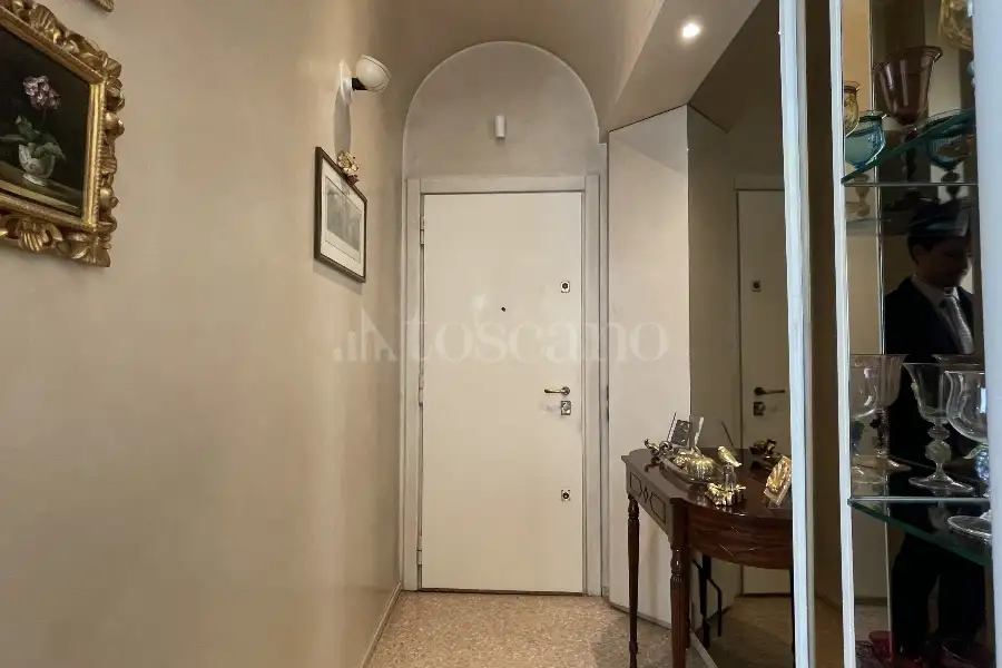 Casa in vendita di 200 mq a €1.800.000 (rif. 16/2024)