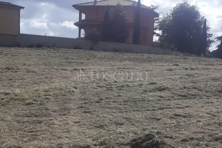 Edificabile Residenziali in vendita di 4.823 mq a €950.000 (rif. 40/2025)