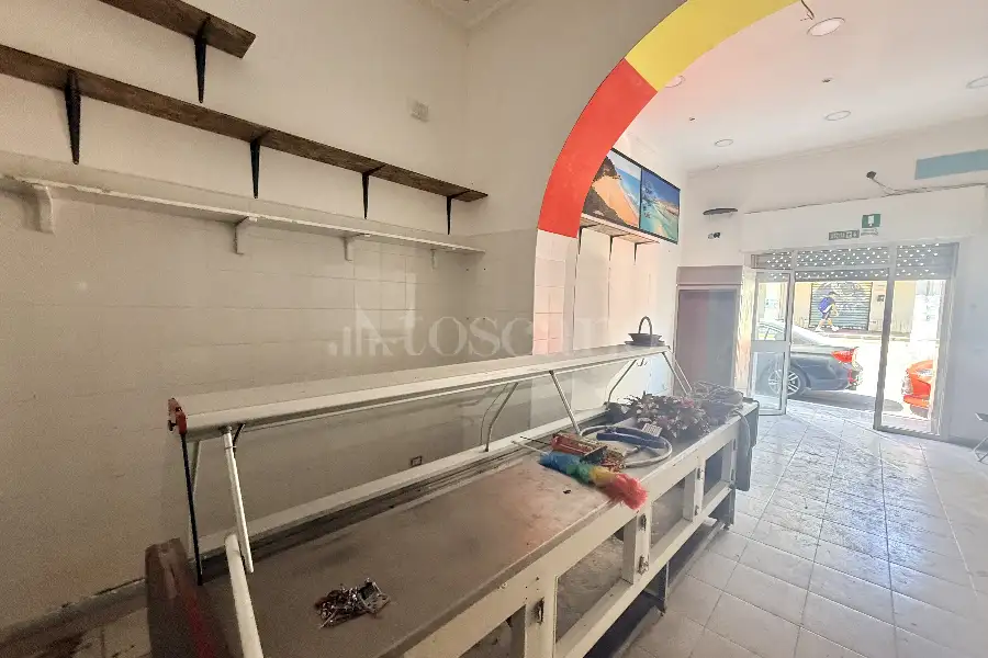 Negozio in vendita di 65 mq a €105.000 (rif. 51/2026)