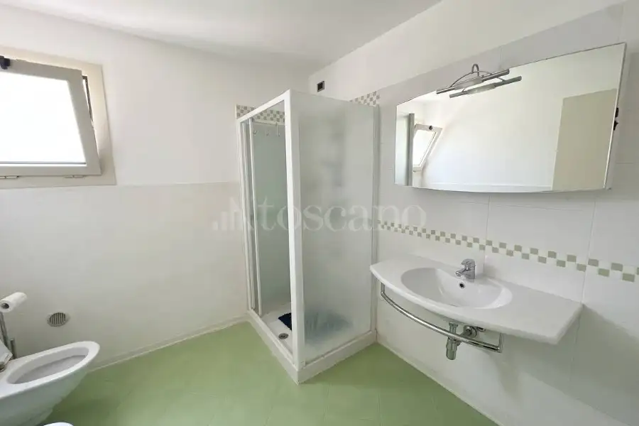 Villa in vendita di 230 mq a €950.000 (rif. 17/2026)