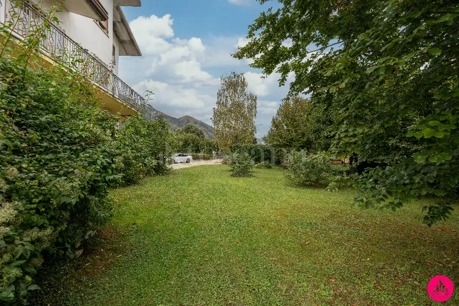 Villa Bifamiliare in vendita di 200 mq a €179.000 (rif. 186/2026)
