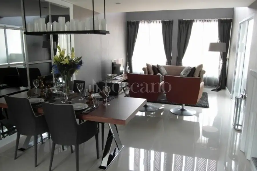 Ufficio in vendita di 2220 mq a €620,000 (rif. MRE1010VE-1)