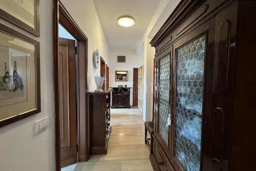 Casa in vendita di 232 mq a €1.100.000 (rif. 5/2026)