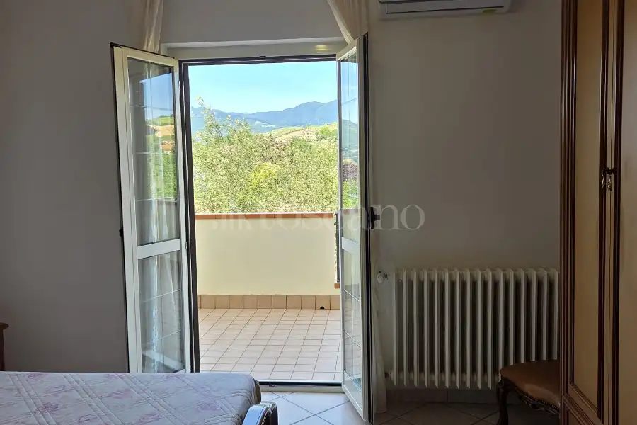 Casale in vendita di 300 mq a €200.000 (rif. 21/2026)