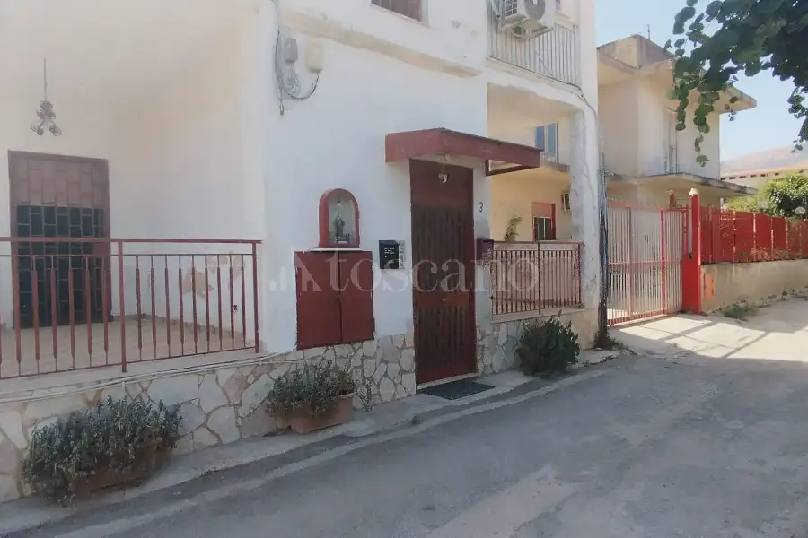 Casa in vendita di 143 mq a €79.000 (rif. 45/2026)