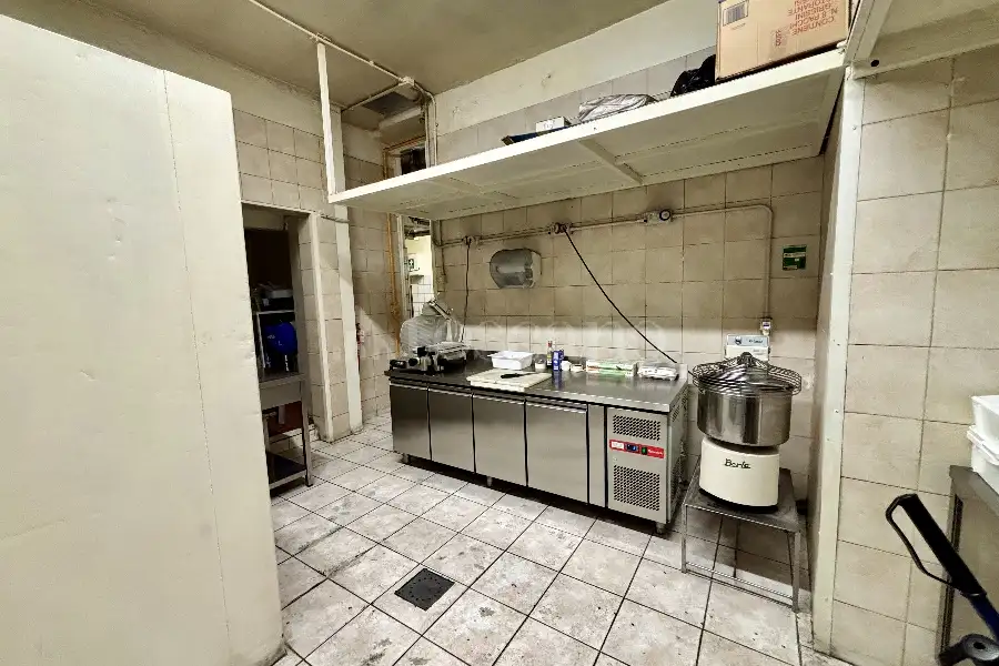 Attività Commerciale in vendita di 110 mq a €140.000 (rif. 25/2026)