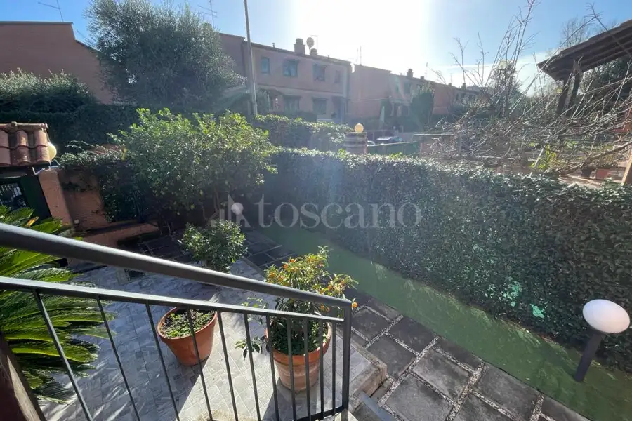 Villa Bifamiliare in vendita di 210 mq a €460.000 (rif. 54/2023)