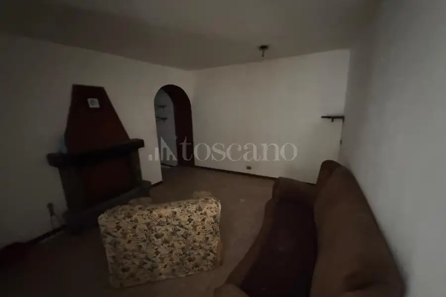 Casa Indipendente in vendita di 376 mq a €177.000 (rif. 7/2026)