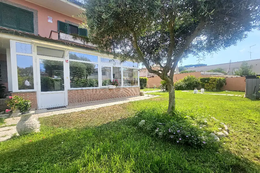 Villa Plurifamiliare in vendita di 140 mq a €299.000 (rif. 46/2026)