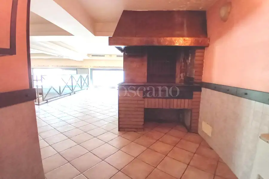 Negozio in affitto di 270 mq a €8.800 (rif. 45/2024)