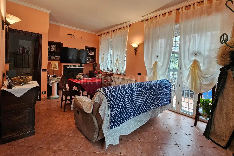 Villa Bifamiliare in vendita di 120 mq a €349.000 (rif. 20/2025)