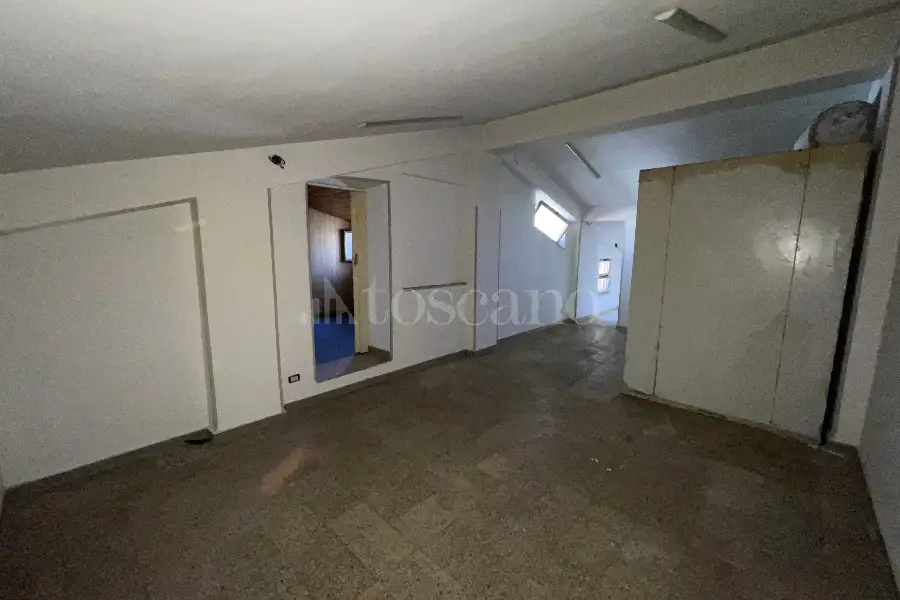 Negozio in vendita di 98 mq a €124.000 (rif. 44/2025)