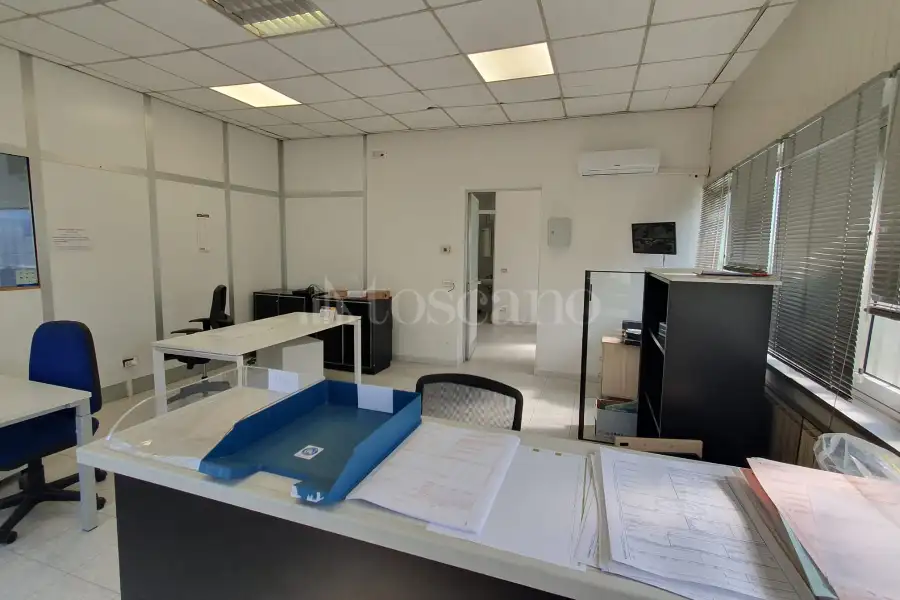 Capannone in vendita di 1.040 mq a €600.000 (rif. 36/2025)