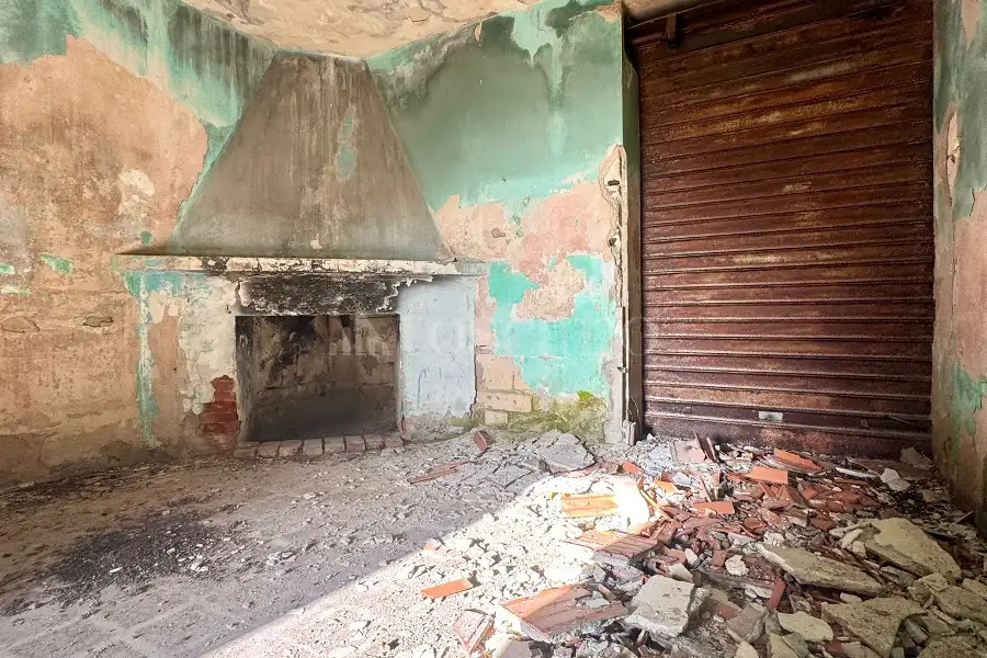 Casa Indipendente in vendita di 130 mq a €75.000 (rif. 93/2026)