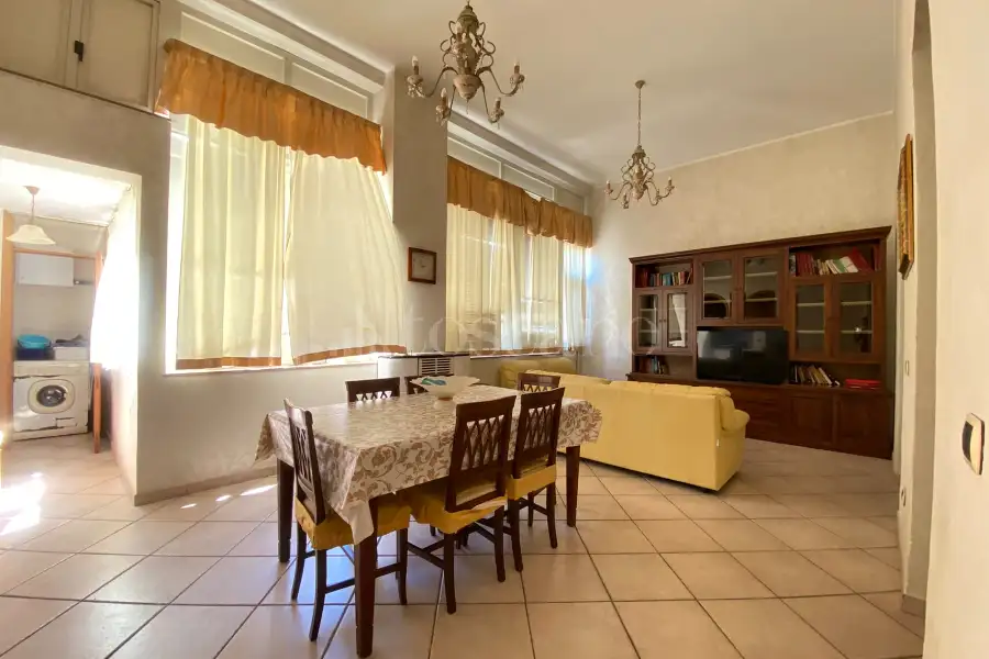 Casa in vendita di 260 mq a €230.000 (rif. 48/2026)