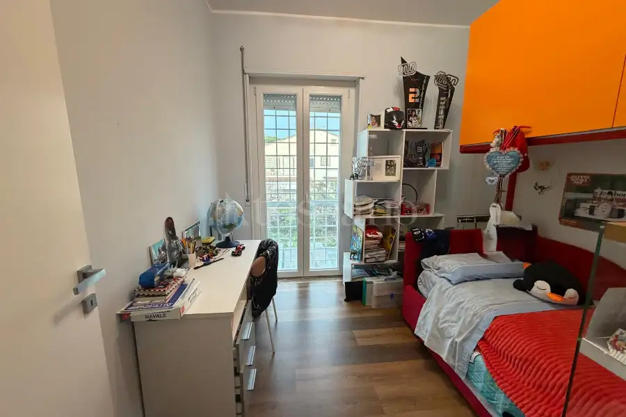 Villa Plurifamiliare in vendita di 200 mq a €689.000 (rif. 1/2026)