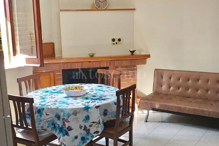 Casa in affitto di 60 mq a €320 (rif. 100/2024)