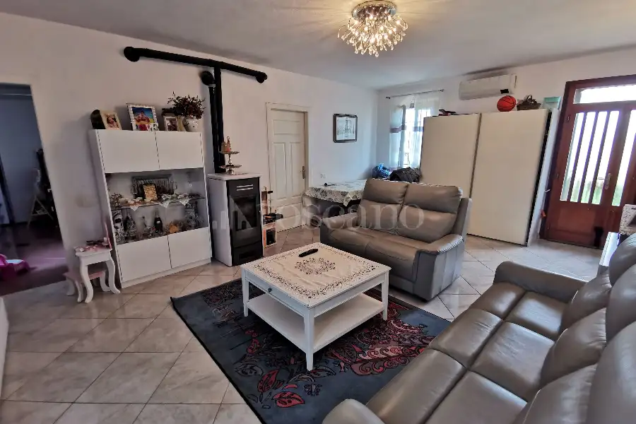 Casa in vendita di 105 mq a €60.000 (rif. 28/2026)