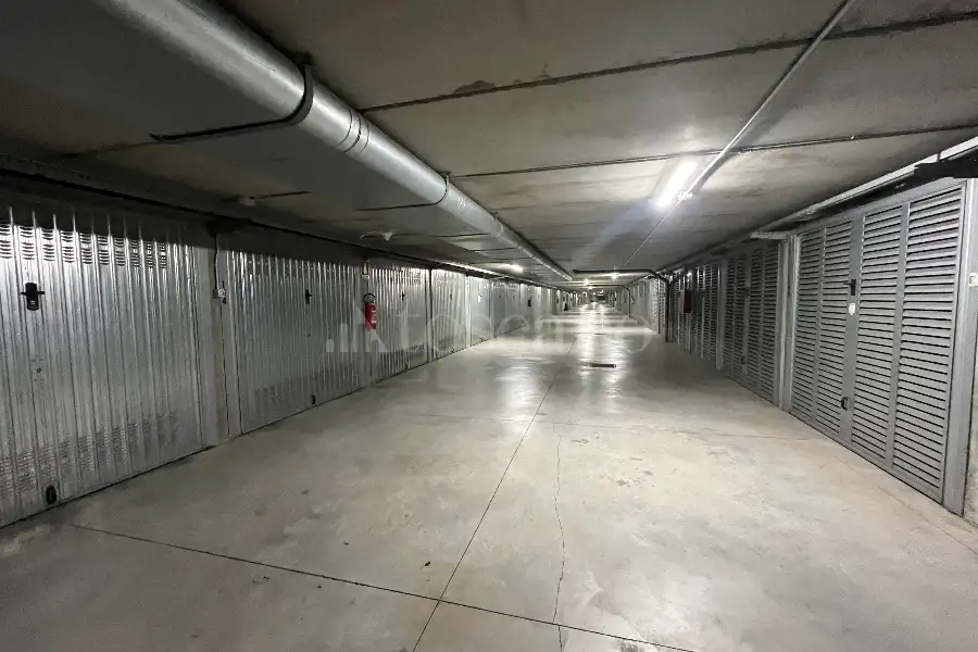 Box in vendita di 15 mq a €31.000 (rif. 1/2026)