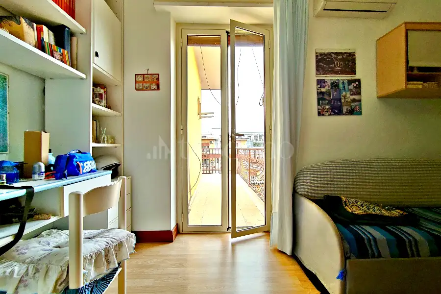 Attico in vendita di 210 mq a €375.000 (rif. 17/2026)