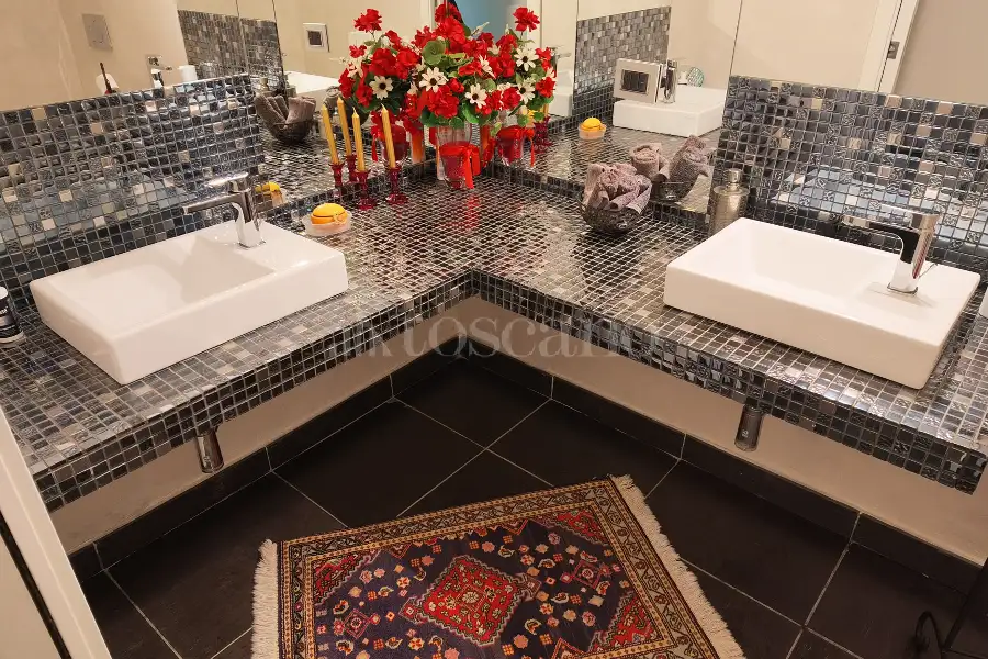 Casa Indipendente in vendita di 250 mq a €879.000 (rif. 203/2026)