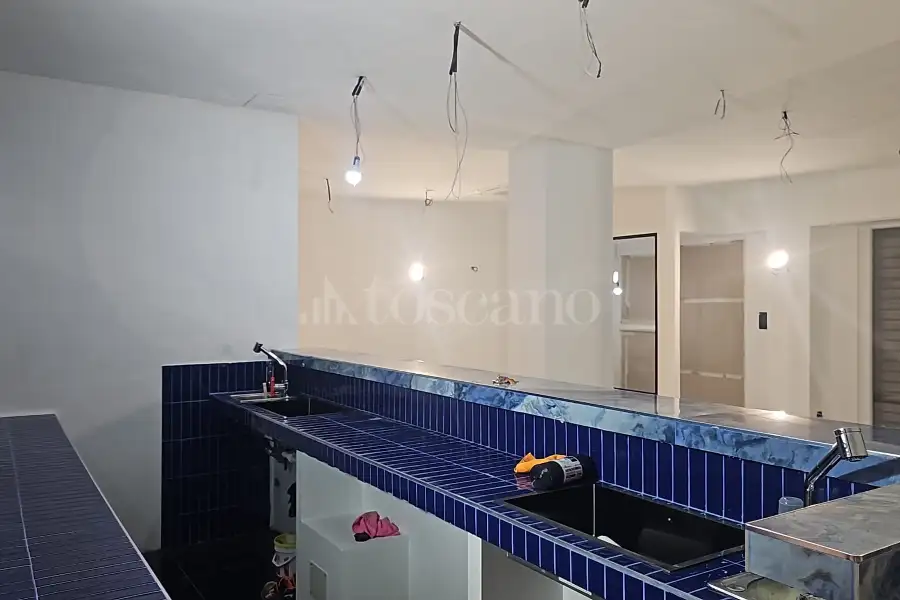 Negozio in vendita di 171 mq a €295.000 (rif. 61/2025)