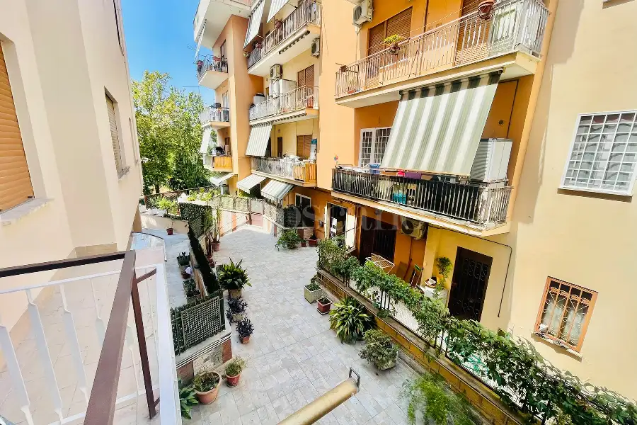 Stanza in affitto di 16 mq a €550 (rif. 35/2026)