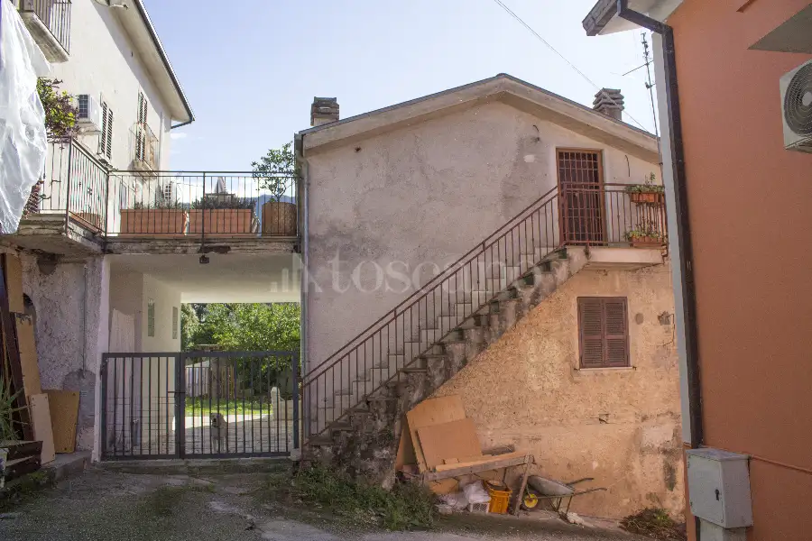 Casa Indipendente in vendita di 131 mq a €39.000 (rif. 35/2023)