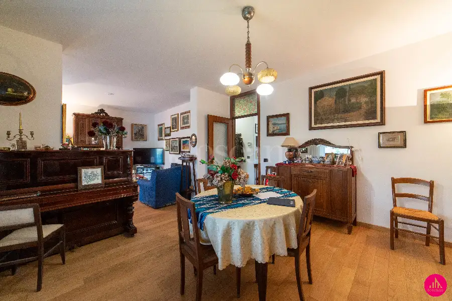 Villino a Schiera in vendita di 190 mq a €350.000 (rif. 34/2026)