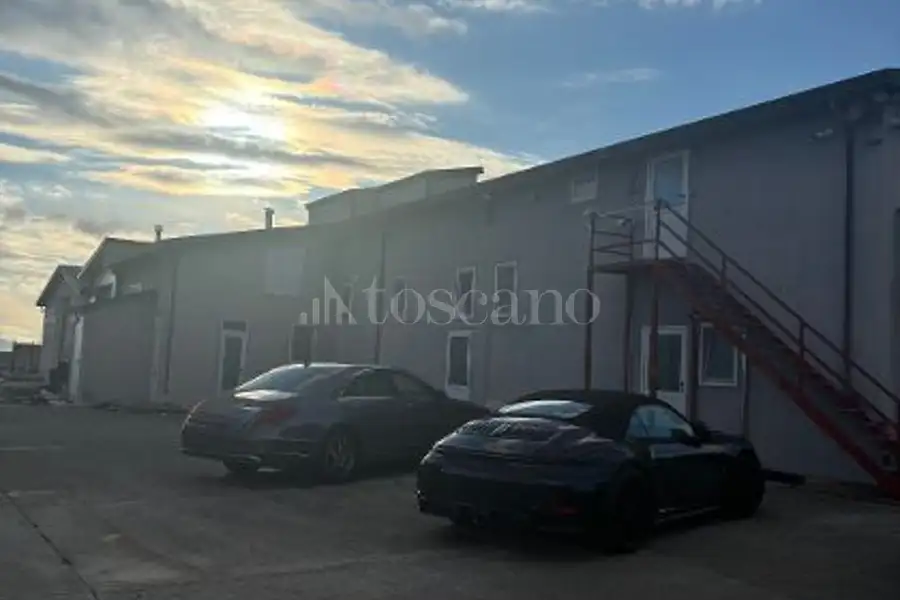 Capannone in vendita di 1.000 mq a €240.000 (rif. 41/2026)