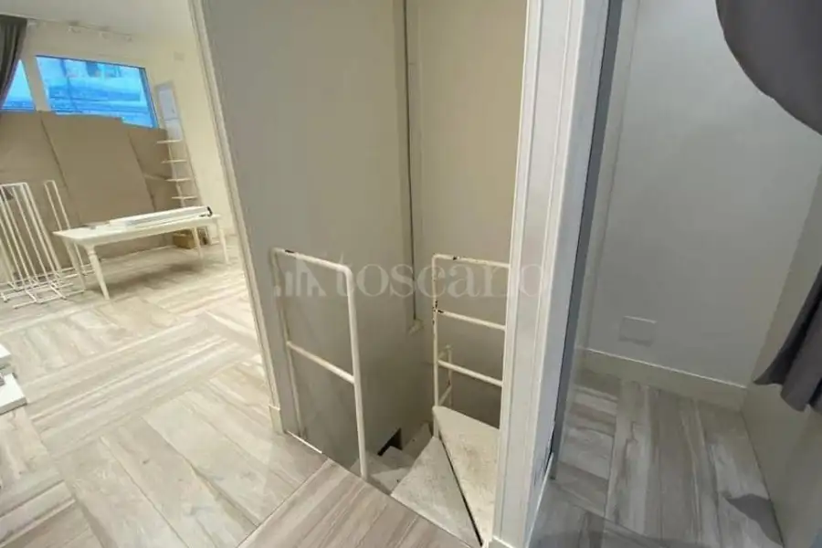 Negozio in vendita di 140 mq a €325.000 (rif. 70/2025)