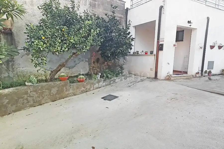 Casa Indipendente in vendita di 82 mq a €78.000 (rif. 10/2026)