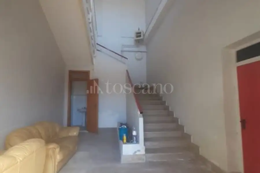 Capannone in affitto di 1.600 mq a €1.500 (rif. 26/2026)