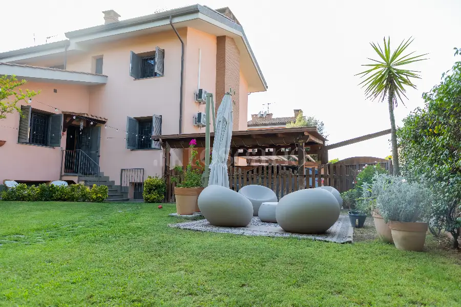 Villa in vendita di 160 mq a €479.000 (rif. 42/2026)