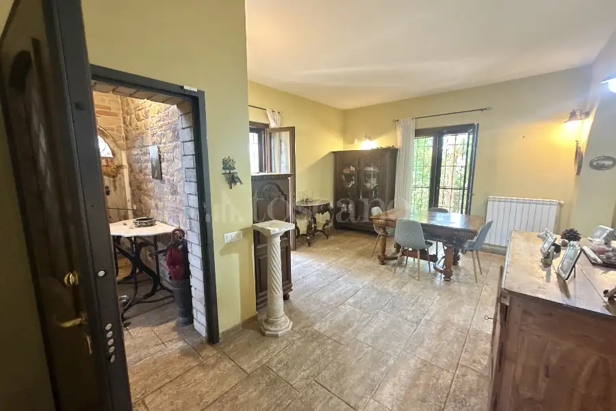 Casa Indipendente in vendita di 255 mq a €379.000 (rif. 66/2026)